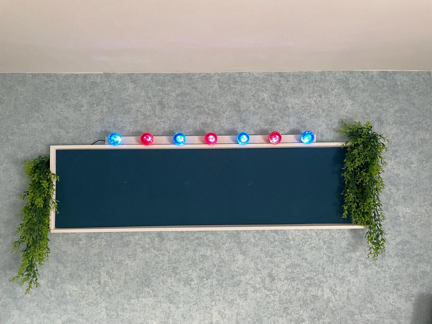 Light Batten Carnival Red and Blue